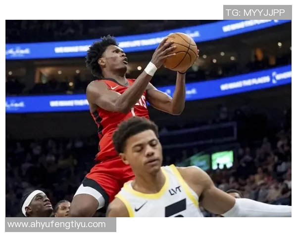 火箭队与爵士队精彩对决微直播全程回顾与分析